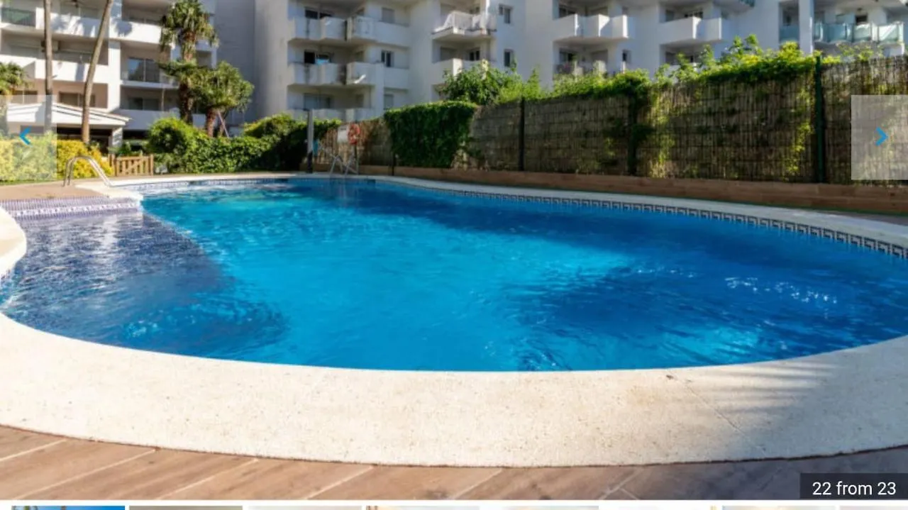 Family Apartment In Roses With Garden And Shared Pool 60 M² 0*,  Španělsko